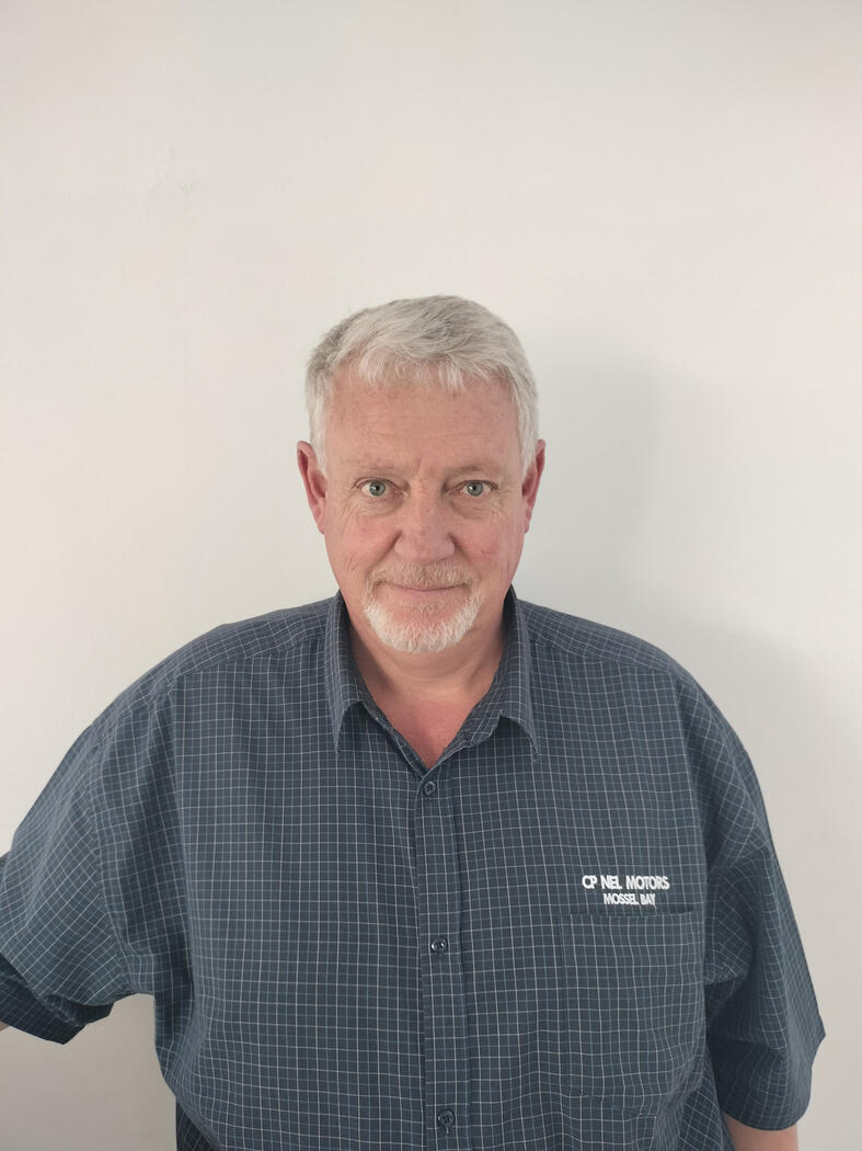 D'Metri Griessel (Snr.), General Sales Manager